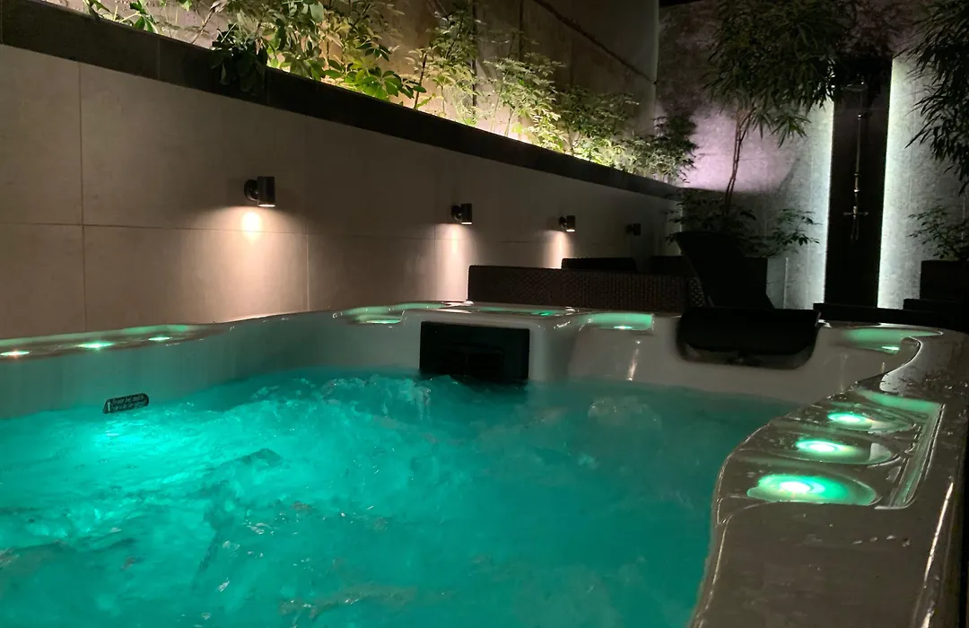 47 Luxury Suites-1