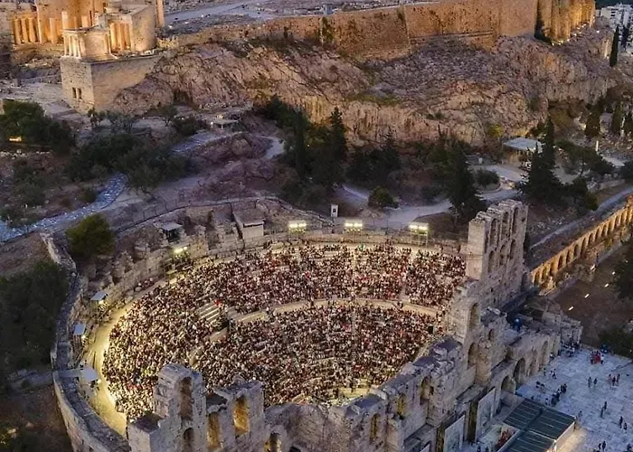 Acropolis Apartments